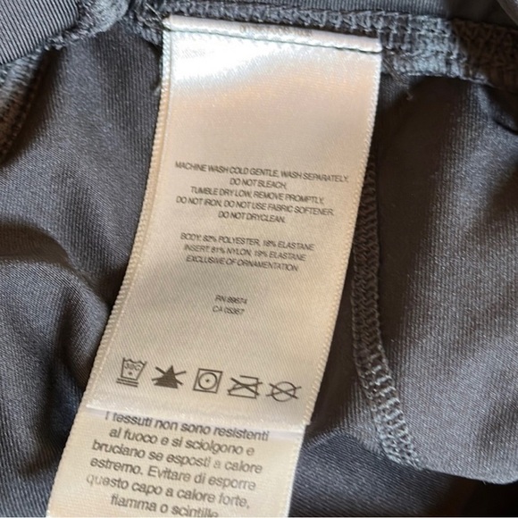 Mountain Hardwear Women Grey Black Capri Hiking Pants Sz Sm 27x16 Stretch Waist - Picture 10 of 11